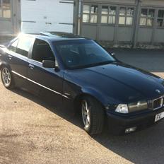 BMW E36 325I