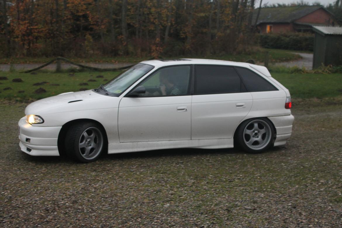 Opel astra f billede 2