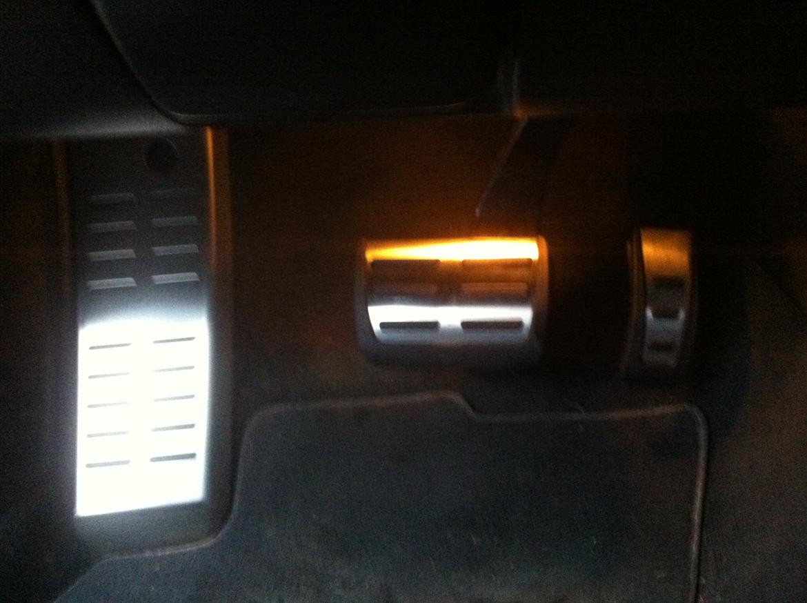 Audi A6 Avant 4F / S-Line  (SOLGT) - Rs6 alu pedaler og fodstøtte  billede 2