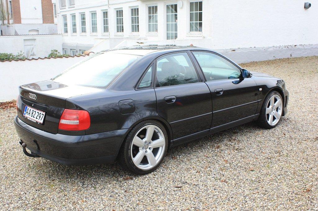 Audi A4 1.6 Limousine billede 1