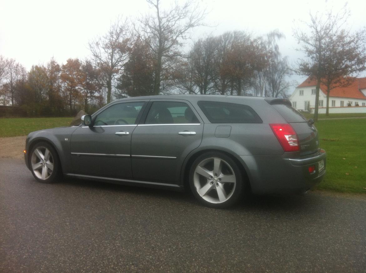 Chrysler 300C Touring - Inden fælge blev lakeret billede 12