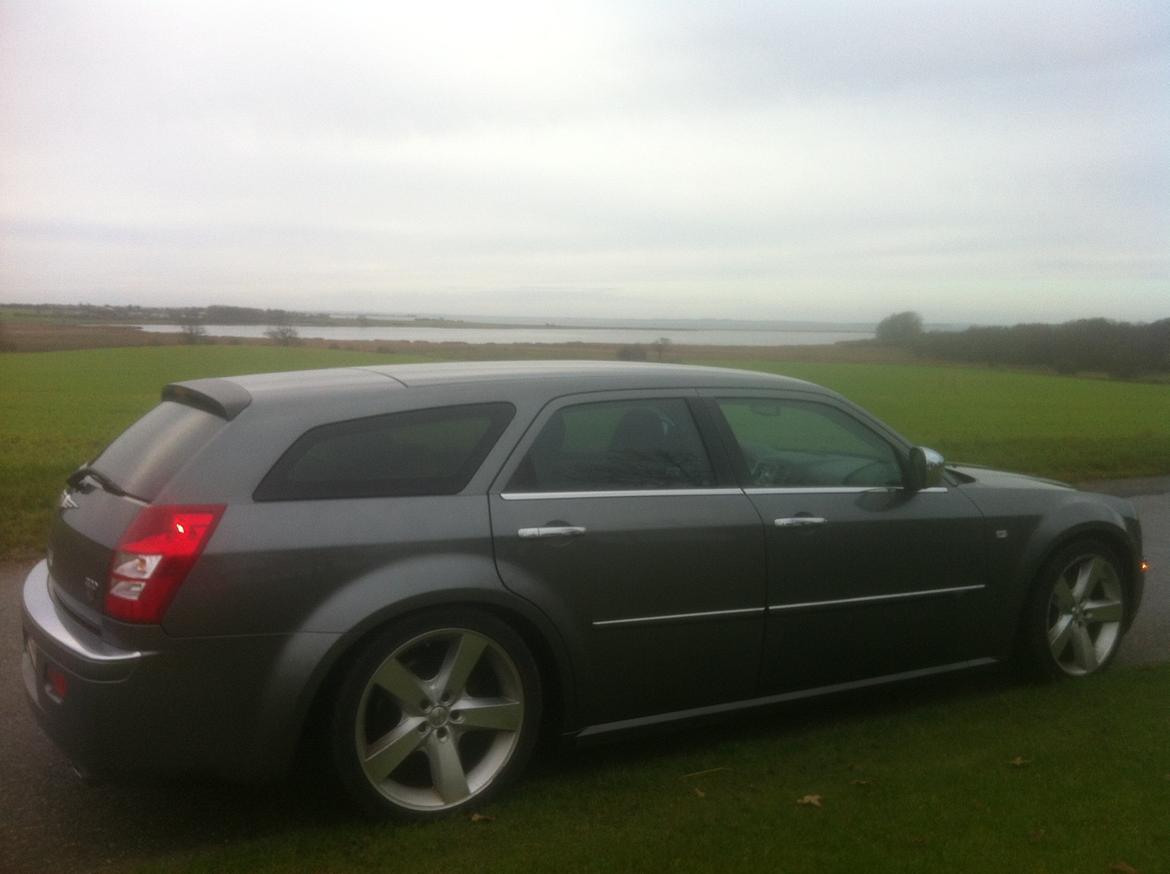 Chrysler 300C Touring - Inden fælge blev lakeret billede 13
