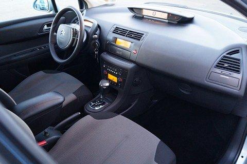 Citroën C4 1.6 16v Prestige Aut- - Velholdt kabine  billede 3