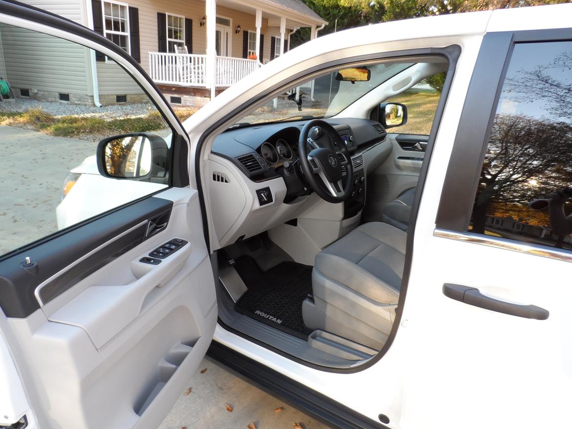 VW Routan S billede 13