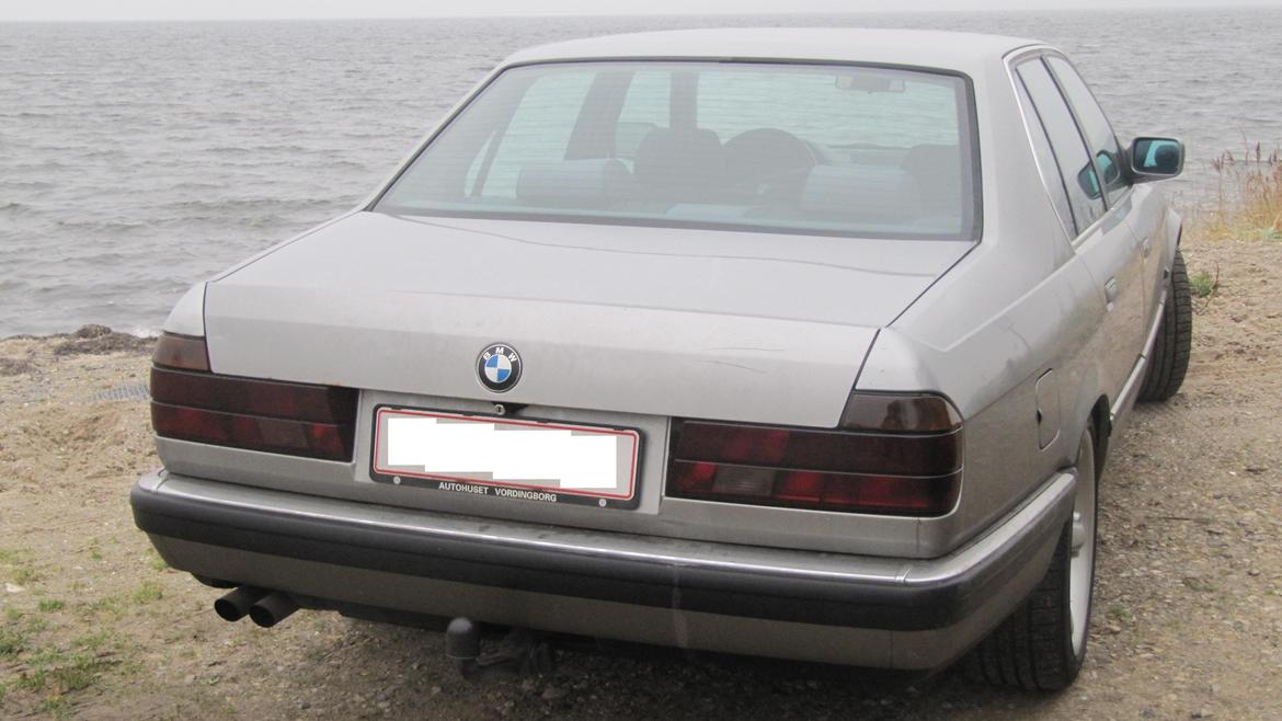 BMW 735I / SOLGT billede 5