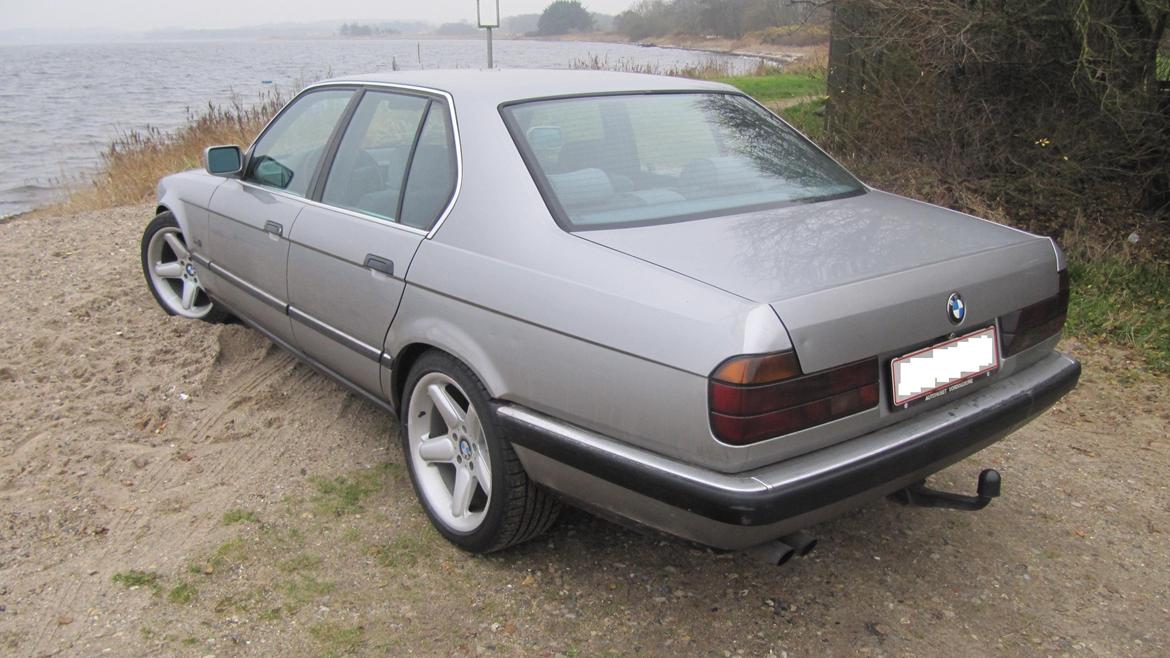 BMW 735I / SOLGT billede 6