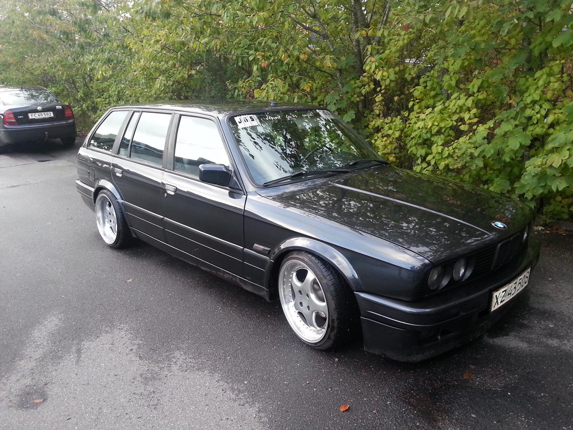 BMW E30 325I TOURING billede 3