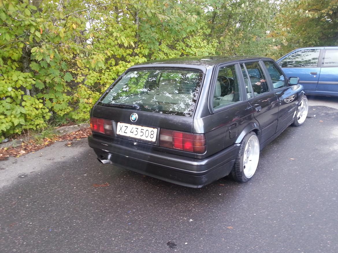 BMW E30 325I TOURING billede 4