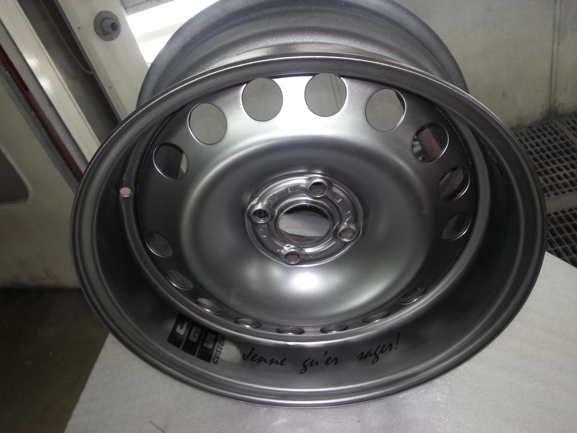 BMW E30 325I TOURING - nylakeret vinterfælg billede 17