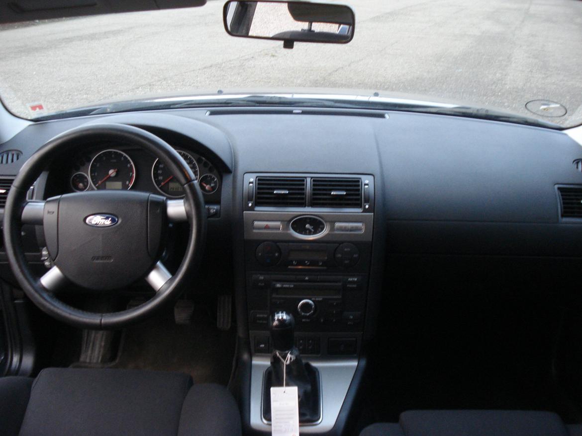 Ford mondeo solgt billede 8