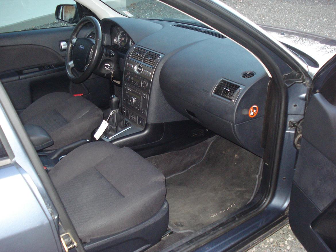 Ford mondeo solgt billede 10
