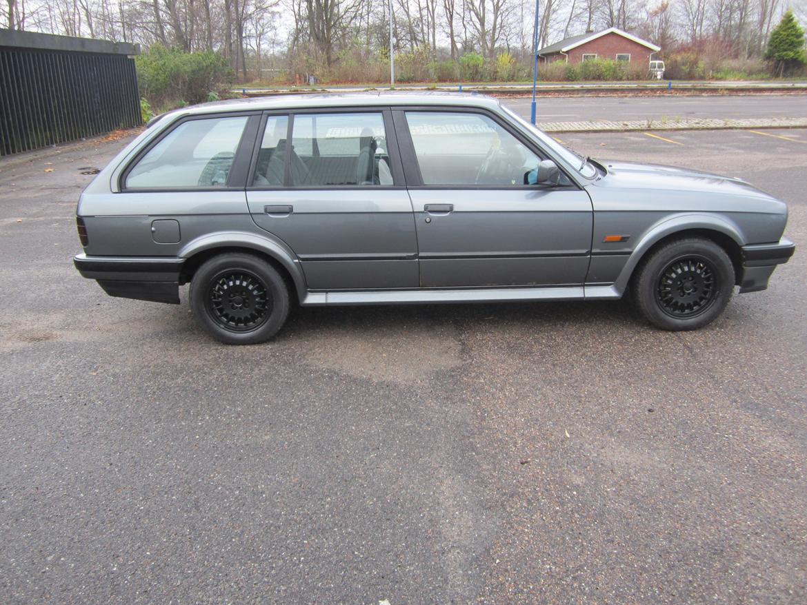 BMW E30 325ix 4x4 Touring Byttet billede 8