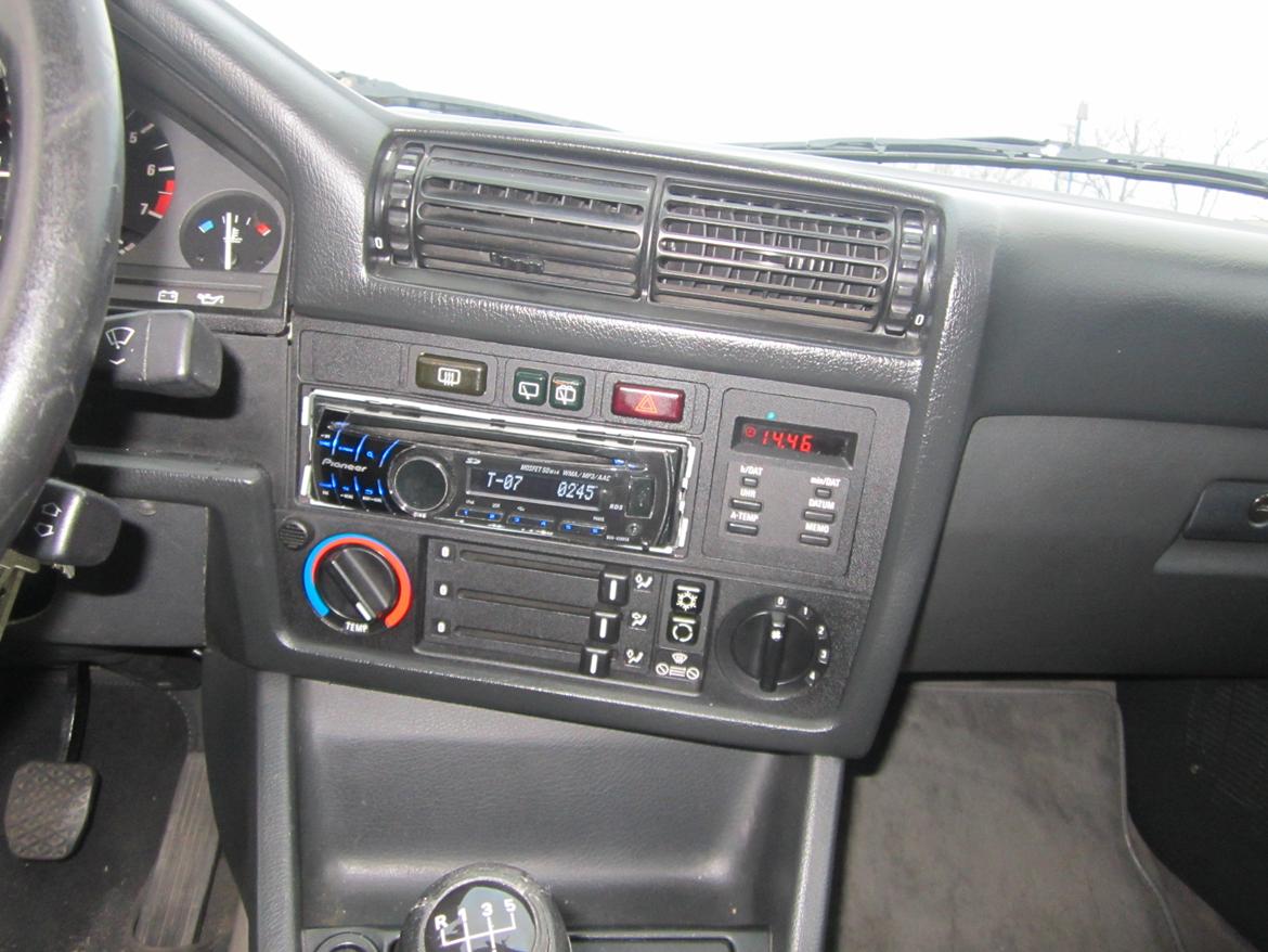 BMW E30 325ix 4x4 Touring Byttet billede 16