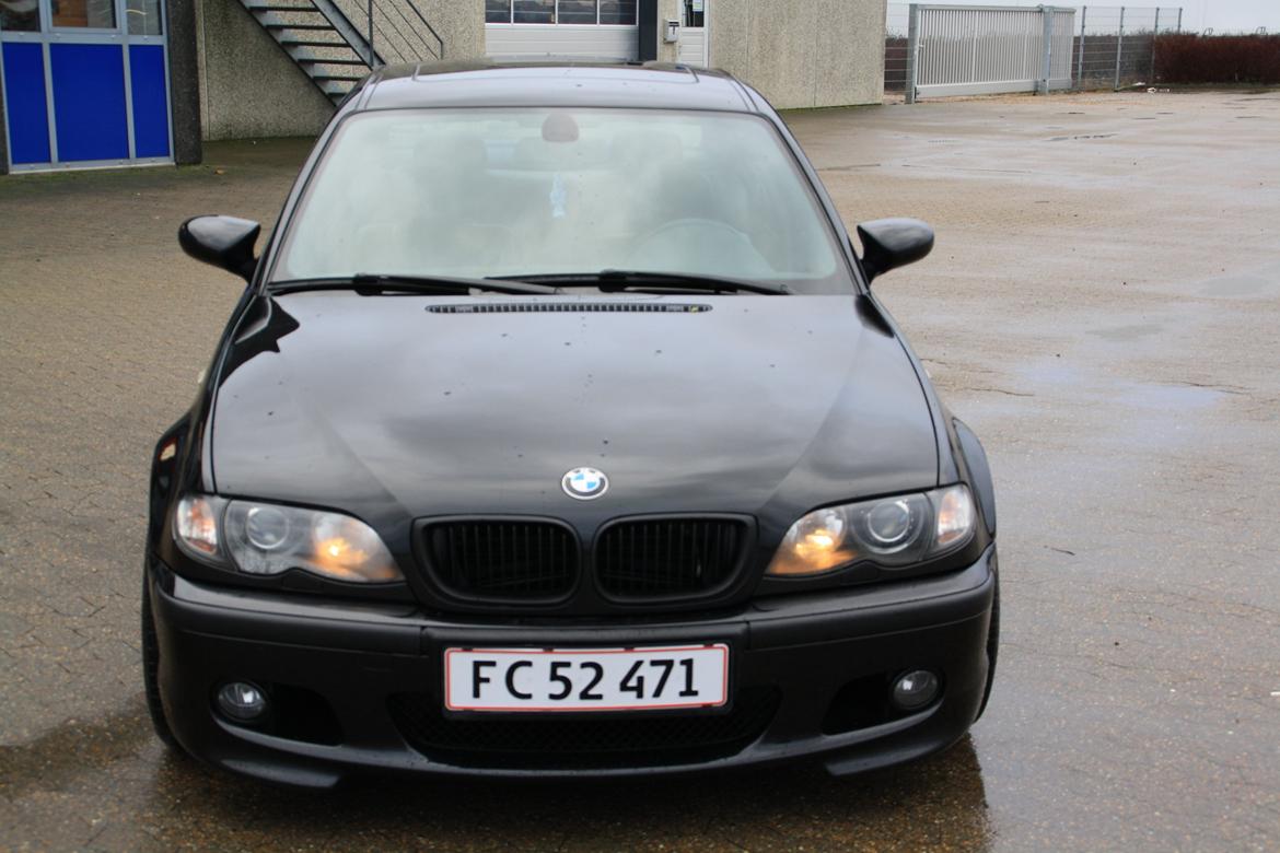 BMW E46 325 billede 1
