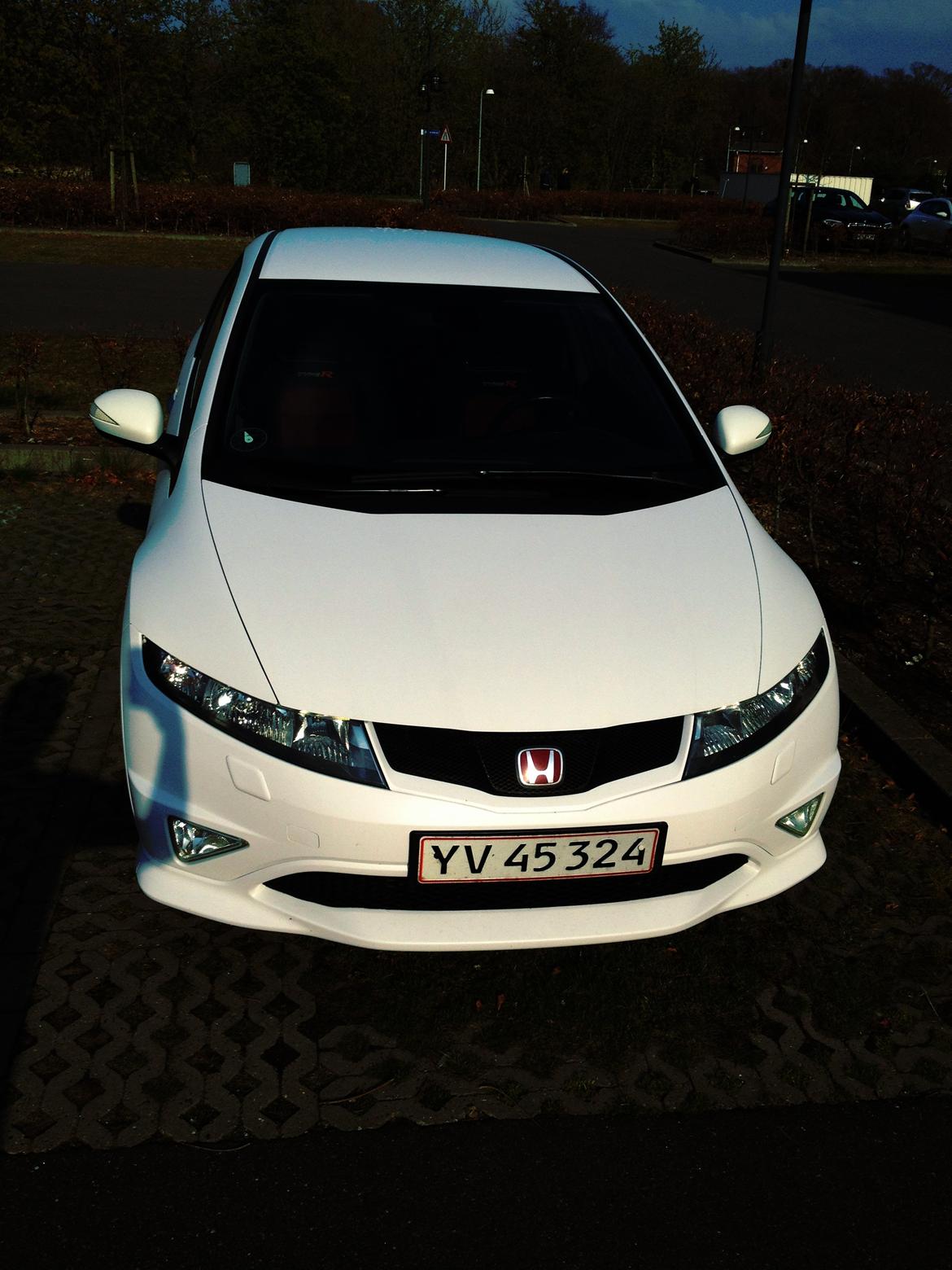 Honda Civic Type R PLUS - Taget med mobil..., derfor dårlig billedkvalitet!!! billede 2