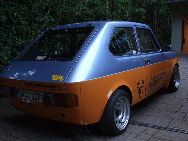 Fiat 127 sport mk 2 "før" - billedet er fra tyskland da den var pæn og iorden. det var desværre før jeg købte den billede 13