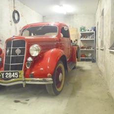 Amerikaner Ford V8 utility