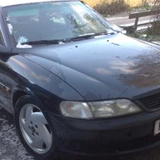 Opel Vectra B solgt