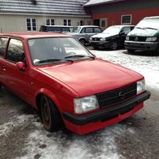 Opel kadett D 1.6 sh