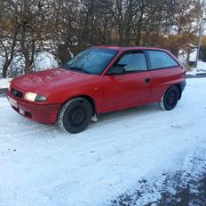 Opel Astra 1.6i 16V GL