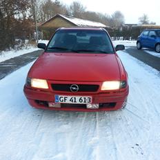 Opel Astra 1.6i 16V GL