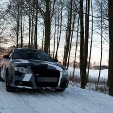 Audi A4 B7 Avant "Camo"