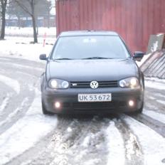 VW Golf 4 2,3 V5