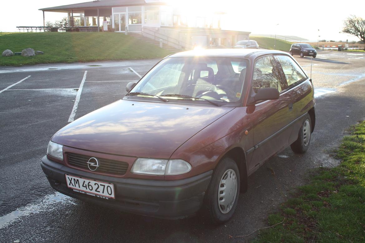 Opel Astra 1,6 I billede 3