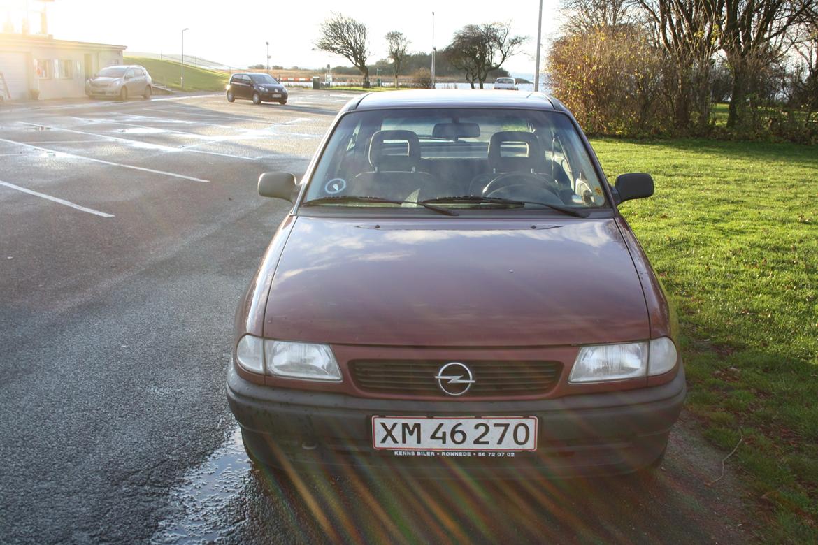 Opel Astra 1,6 I billede 4