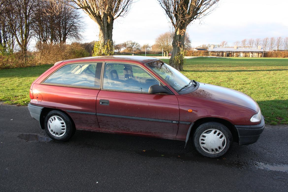 Opel Astra 1,6 I billede 6