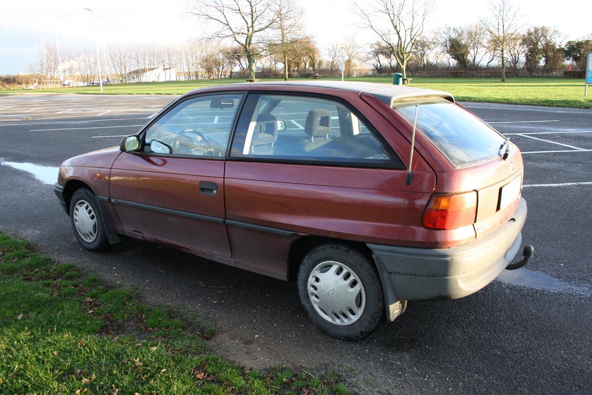 Opel Astra 1,6 I billede 9