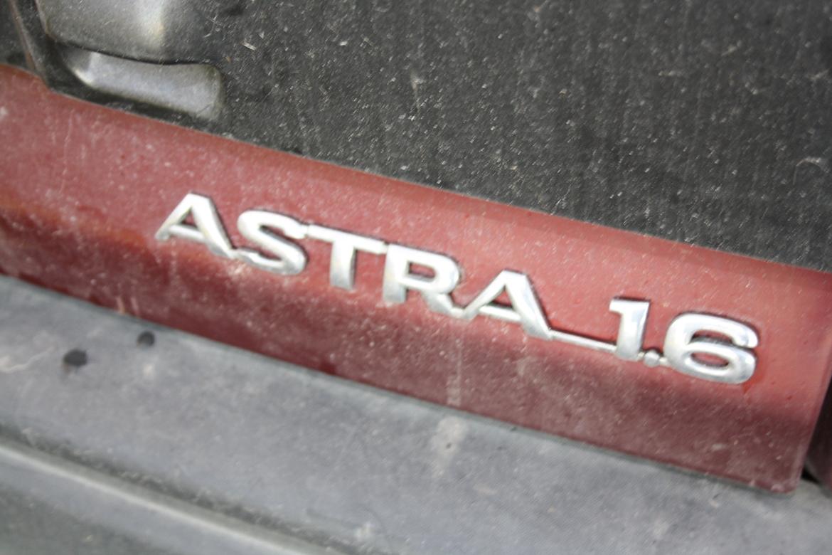 Opel Astra 1,6 I billede 12