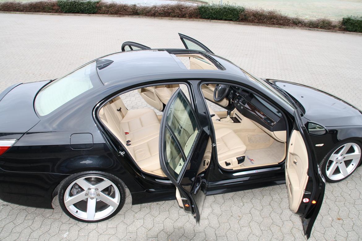 BMW E60 520 2004 SOLGT billede 14