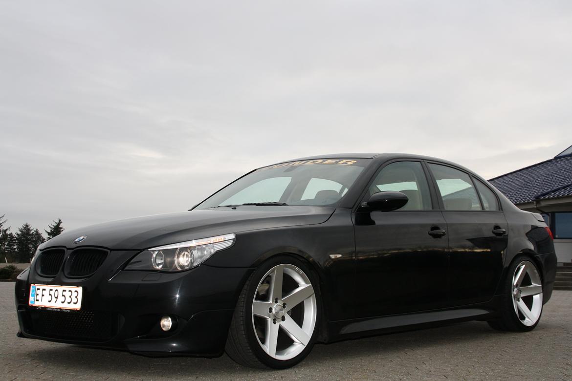 BMW E60 520 2004 SOLGT billede 16