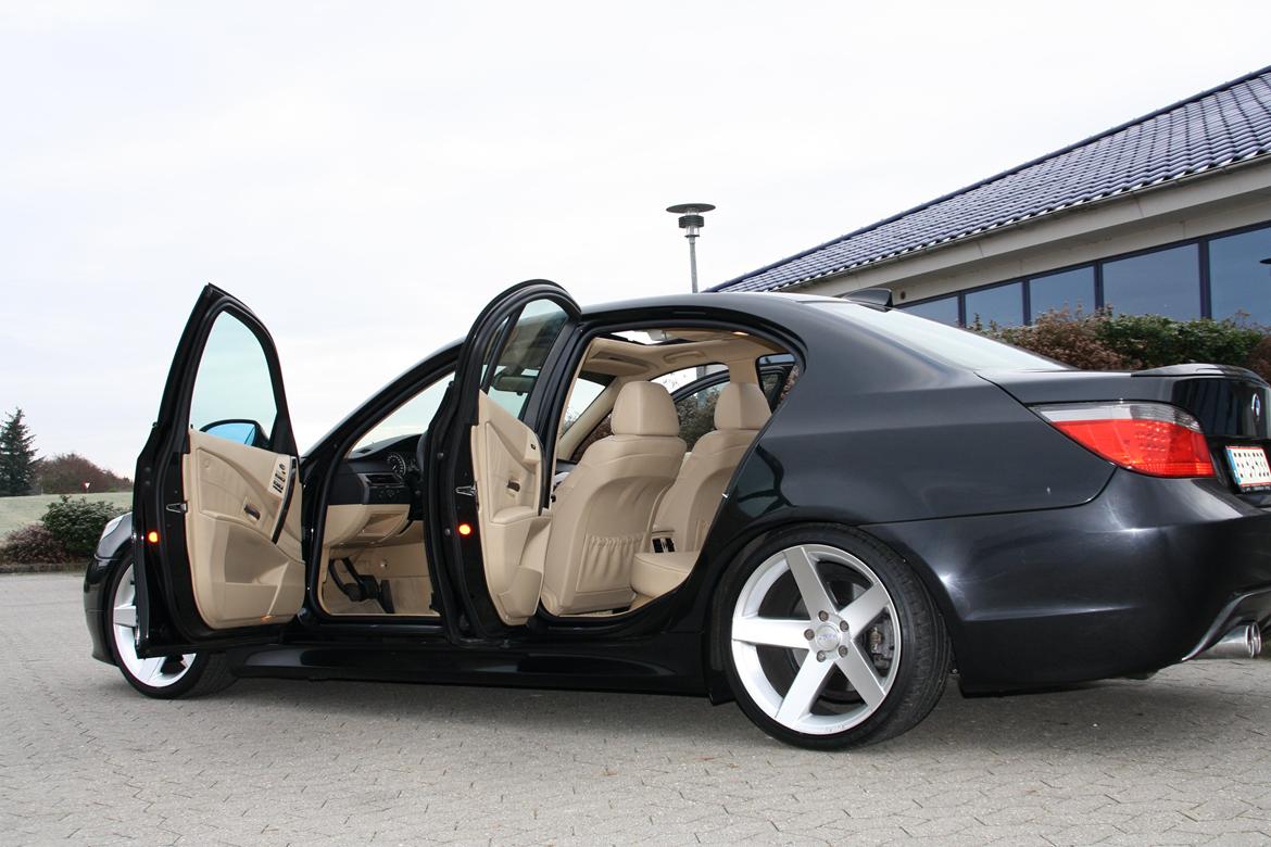 BMW E60 520 2004 SOLGT billede 18