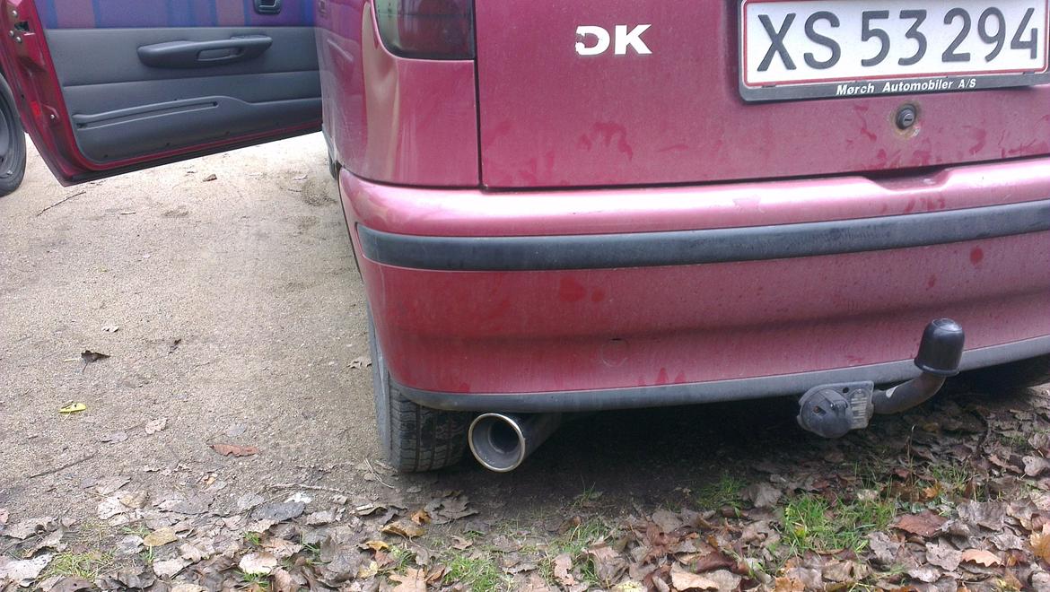 Fiat Punto SX - Sidder dejlig skråt :P billede 20