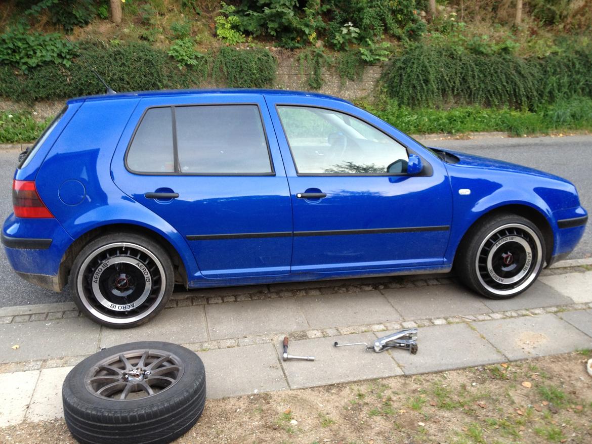 VW Golf 4 billede 4