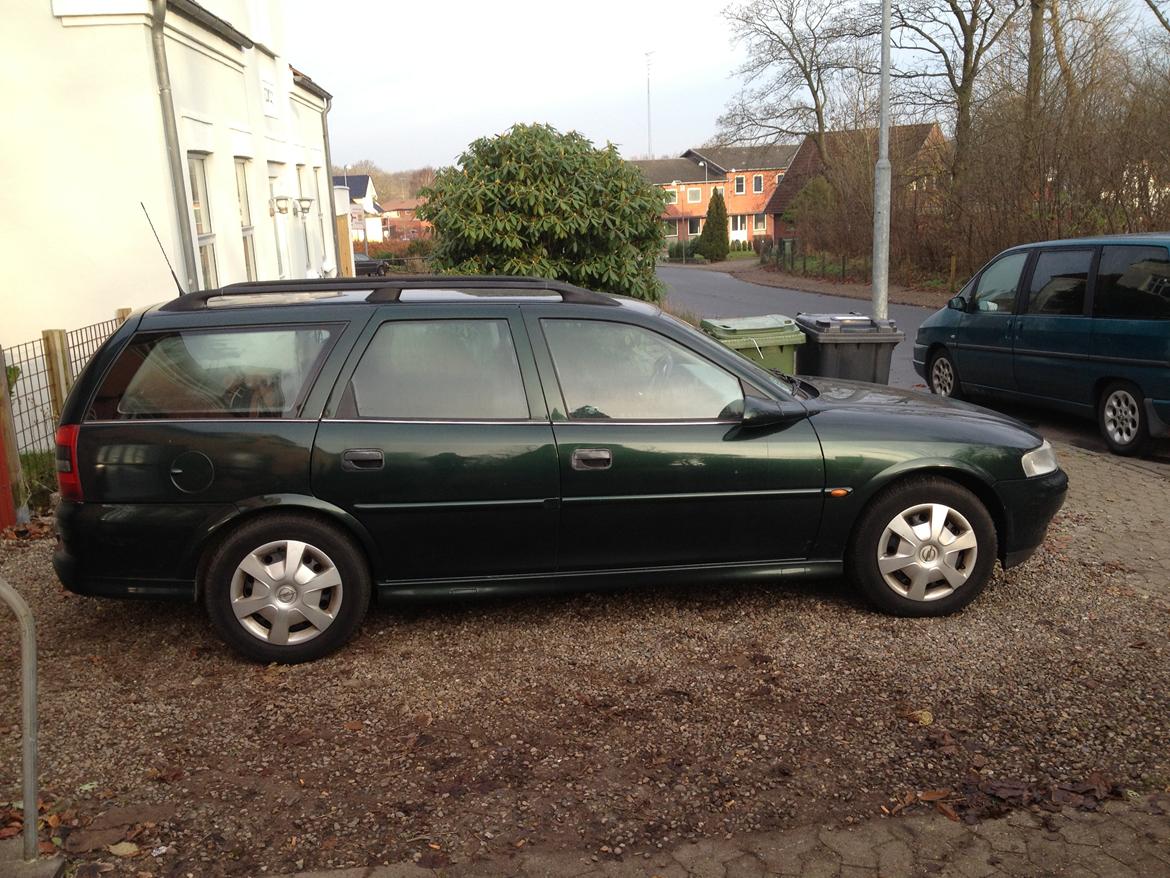 Opel vectra 1.8 16v stationcar - inden frosten kom billede 1