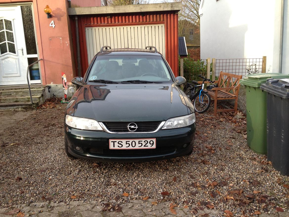 Opel vectra 1.8 16v stationcar - Synes nu den står fin Standart billede 2