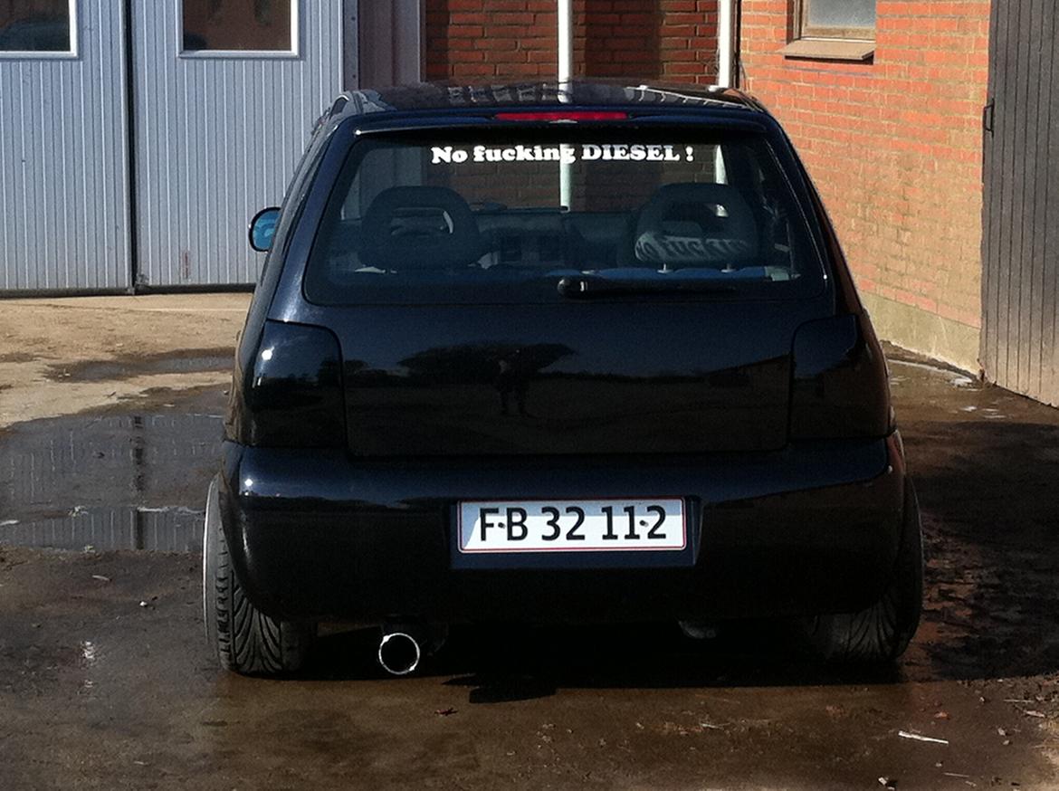 VW lupo 1,4 16v - der sider ny fk baglygter på nu  billede 4