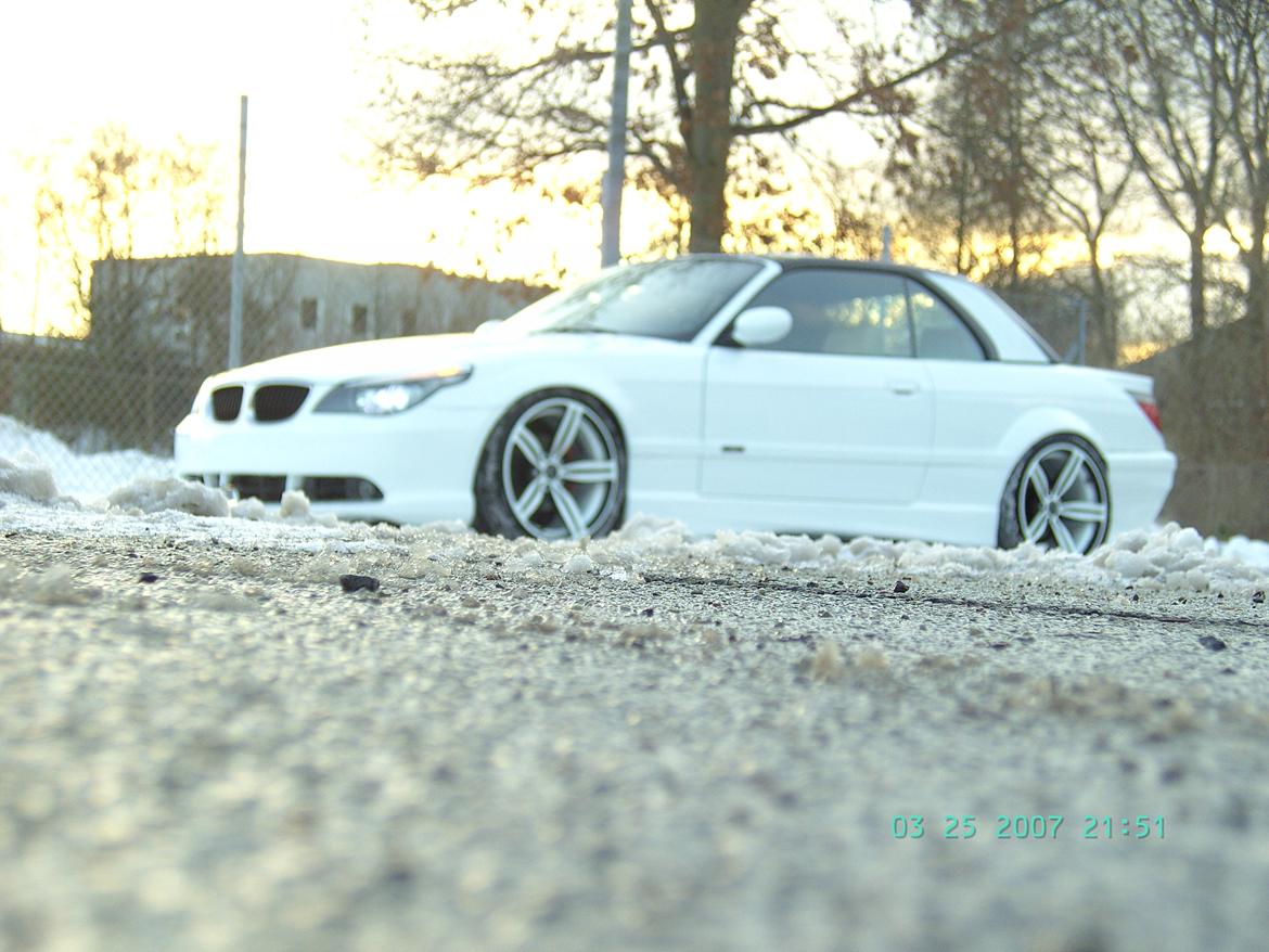 BMW E60 Cabrio The One - Vinter Billede nu med Hvid detalje på hardtop..Men bare rolig den køre ikke om vinteren..!! billede 1