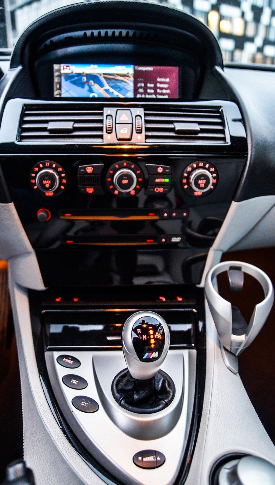 BMW ///M6 (Solgt) - Cockpit view.. billede 9