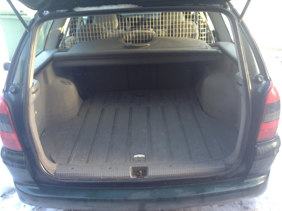 Opel vectra 1.8 16v stationcar billede 5