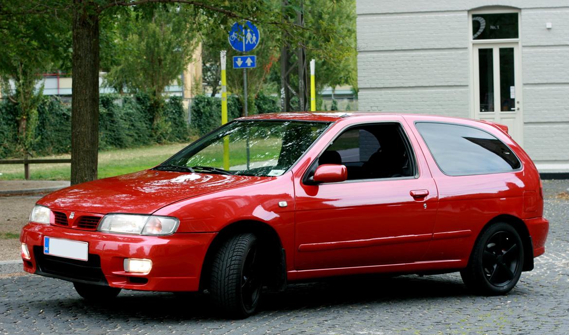 Nissan Almera 1.6 SR billede 2