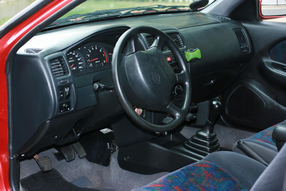 Nissan Almera 1.6 SR billede 4