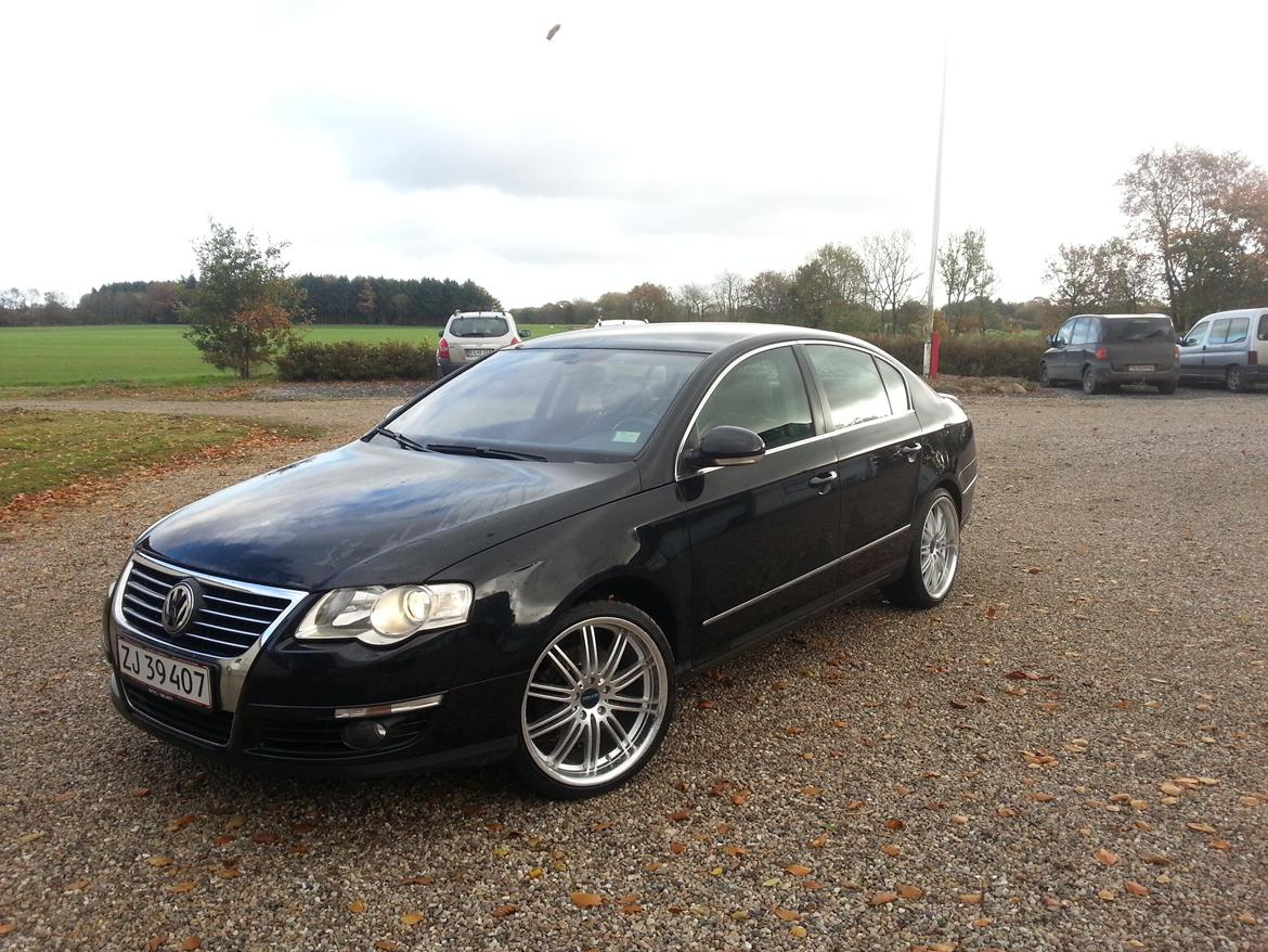VW Passat 2,0 Tdi Highline billede 1