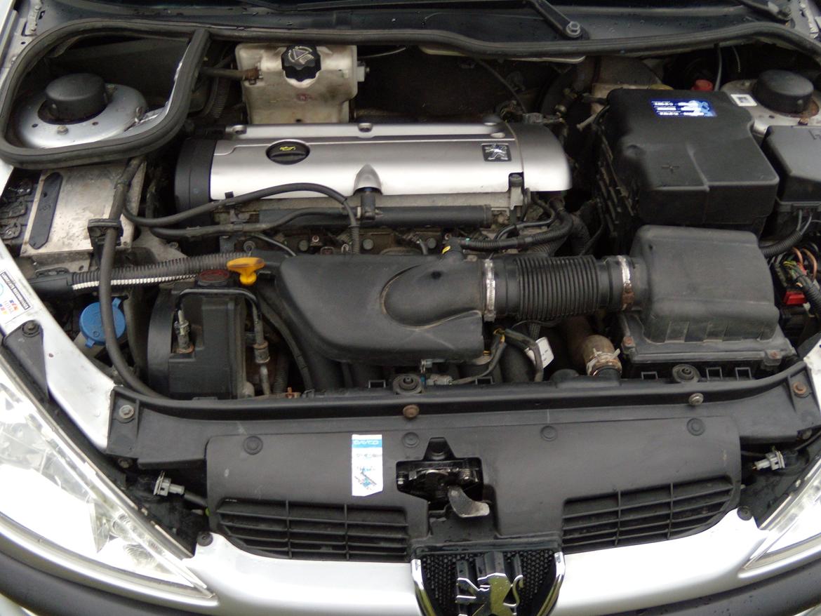 Peugeot 206 GTI billede 10