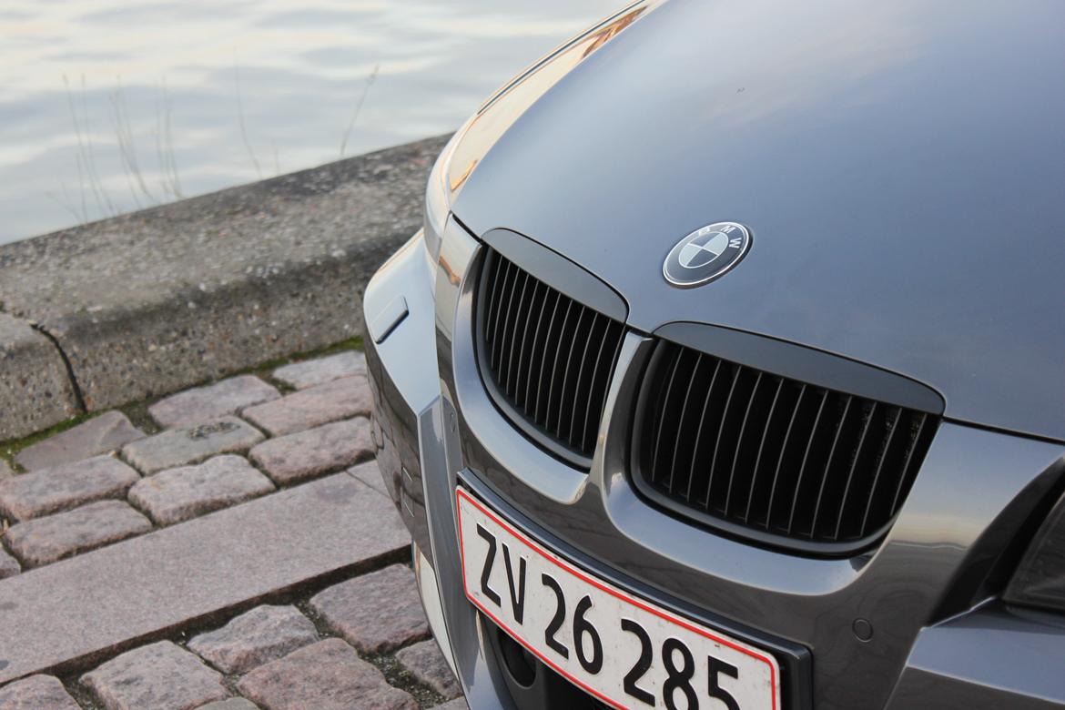 BMW 330i Aut. billede 5