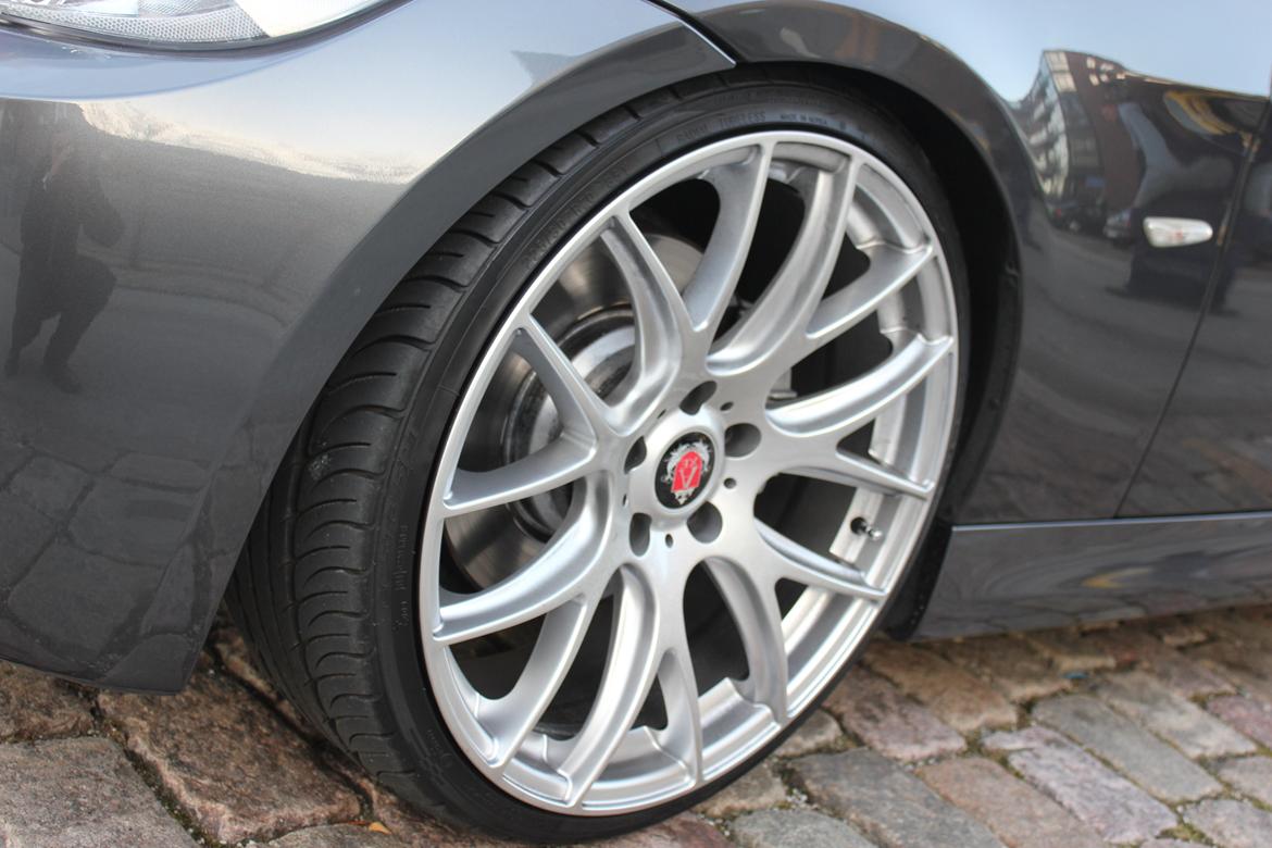 BMW 330i Aut. billede 6