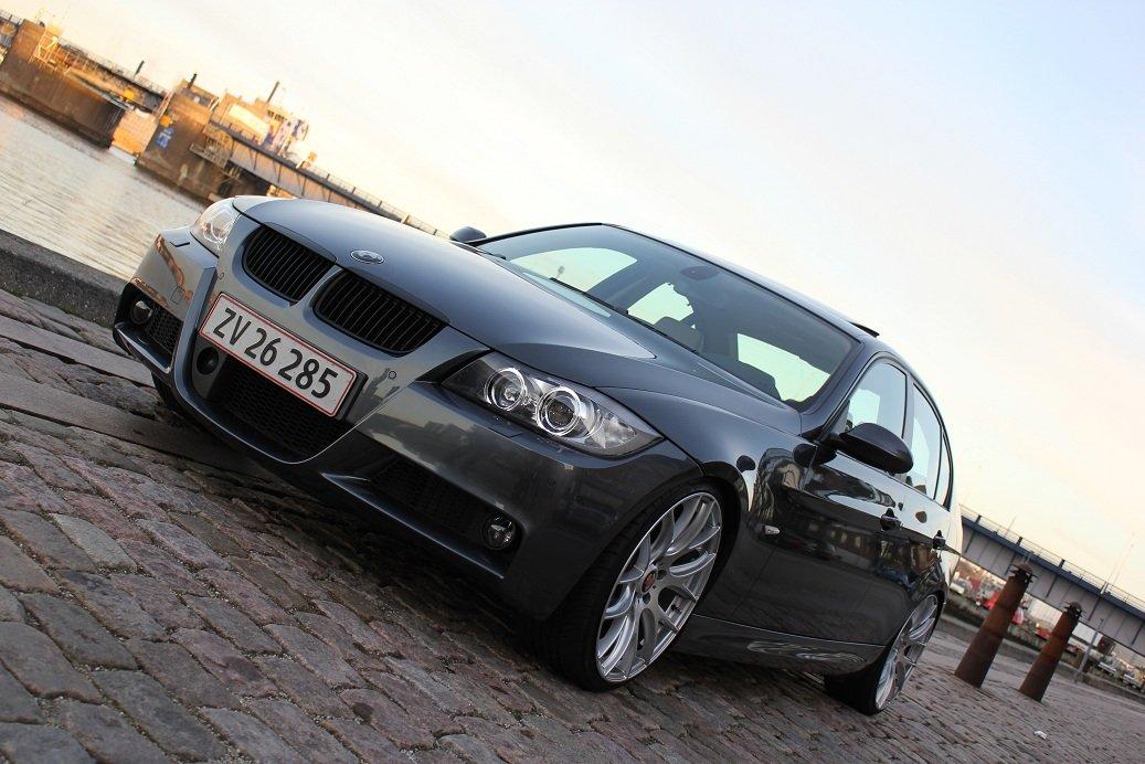 BMW 330i Aut. billede 12